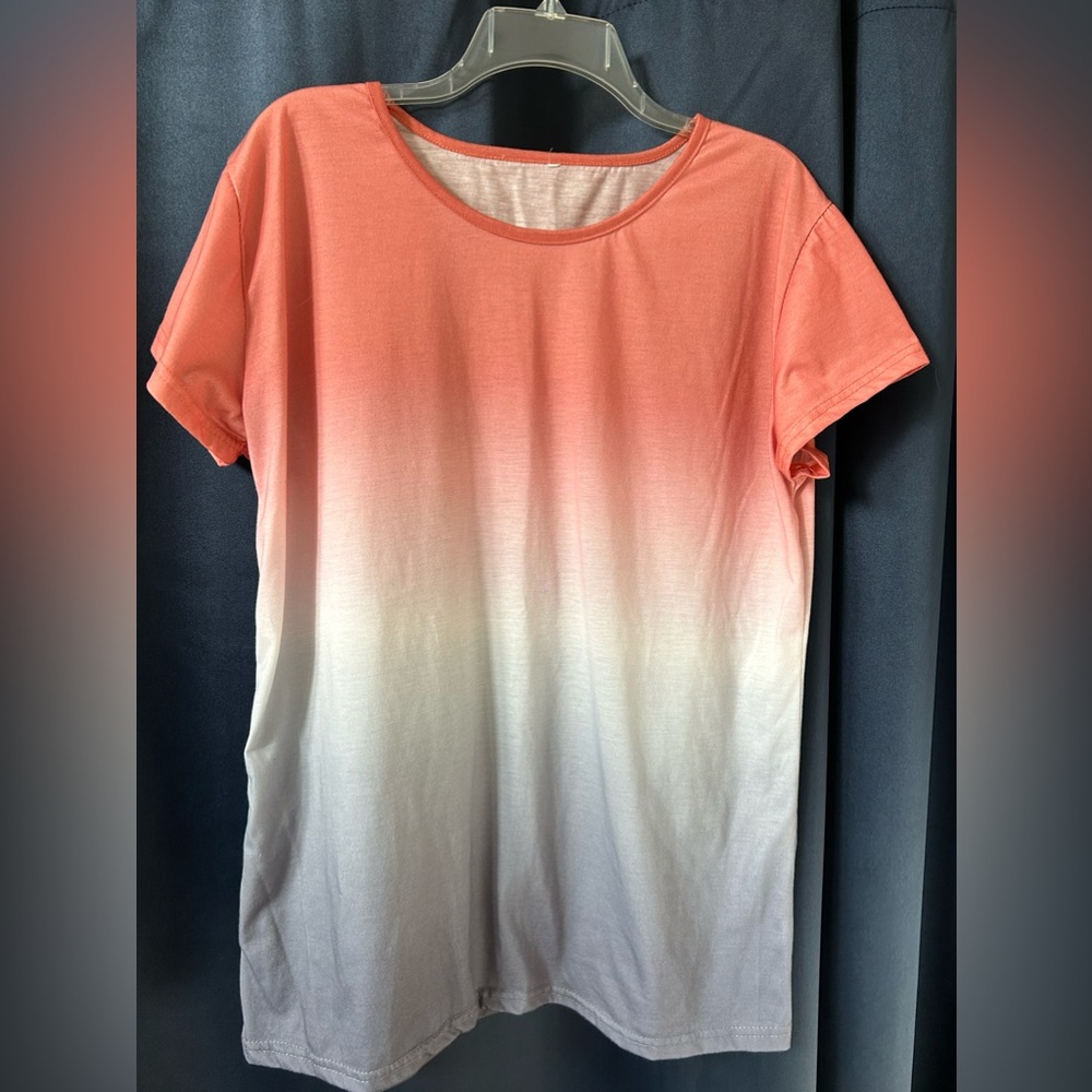 XL top - Tri color, peach, great and white